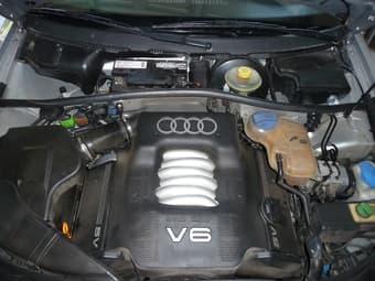 Audi A4 Quattro V6 1999, 5900$ 3