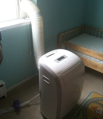 Portable air conditioning unit $200 1