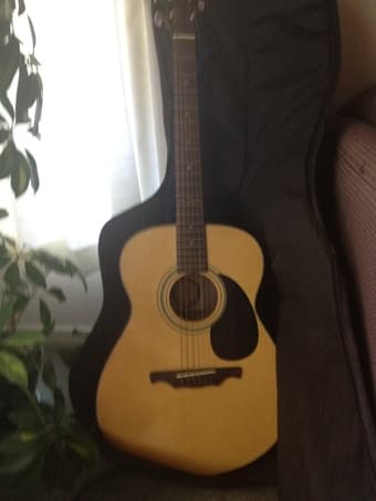 Acoustic Guitar for Sale $135 1