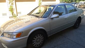2000 Toyota Camry LE, 131 000miles 1