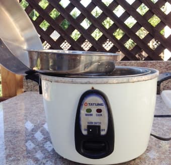 Tatung Rice Cooker. $30 1