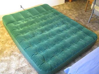 Queen Sized Air Mattress, Sheets, Blankets, and Pillow 2