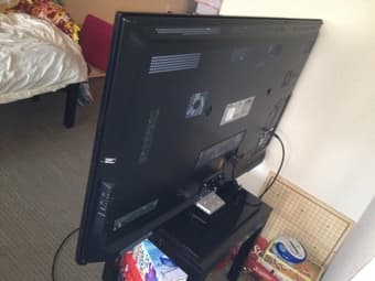 46" HDTV (plasma, 3D) for sale 1