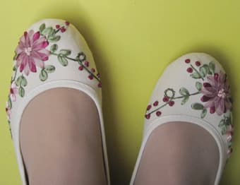 New Women Size 4 Shoes $10 2