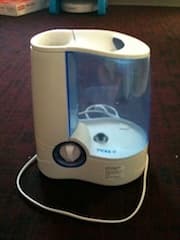 Selling 2 Warm-mist Humidifiers with Auto-shut off 1
