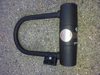 U-LOCK + CABLE ON SALE! 1