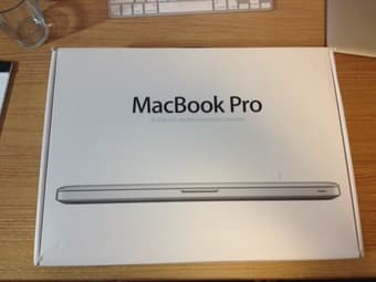(pics) 2011 Macbook Pro 15", 2.4ghz, 4GB, 128GB Solid State Like-New 1