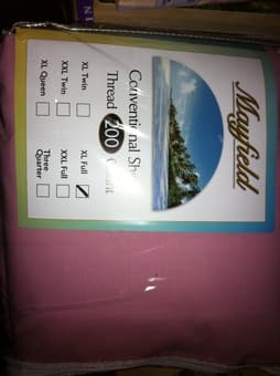 extra long full sized sheets (pink) - $20 1