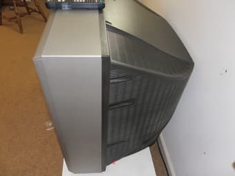 Sony Trinitron 36 inches flat TV with TV stand 1