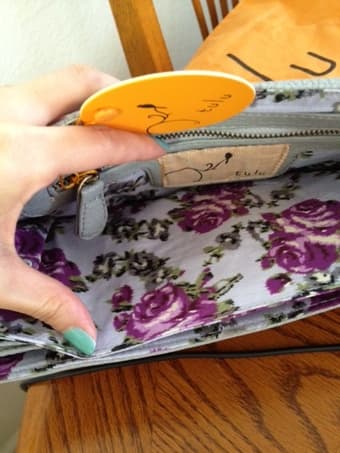 ***New ADORABLE Tulu zipper rose clutch $40 OBO 2