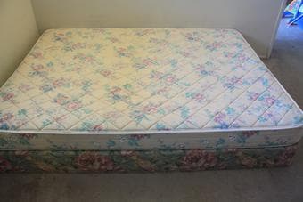 Moving out: a few items for sale 2