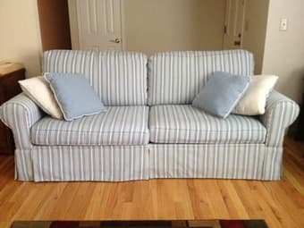 moving in a week a ton of furniture for sale: 1