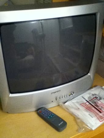 Sharp Color Television Model 19C140 $10 1