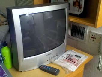 Sharp Color Television Model 19C140 $10 2