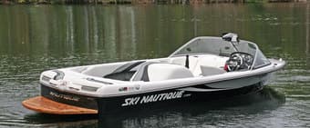 WATERSKI / WAKEBOARDING 1