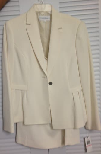 Beautiful brand new Calvin Klein Ivory 2-piece Women's skirt suit $108 1