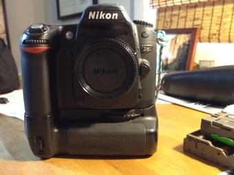 Nikon d80 DSLR camera with lenses - Perfect starter kit 1