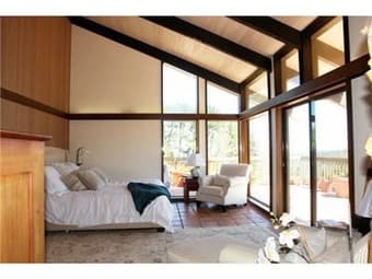 Group of Stanford grad students seek roommates for amazing house 3