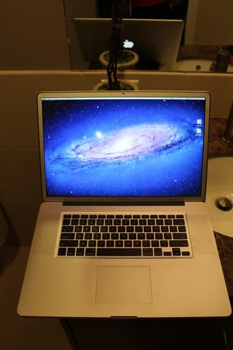 17'' Unibody MacBook Pro w/ Matte Screen and 1 TB Hard Drive - $1100 2