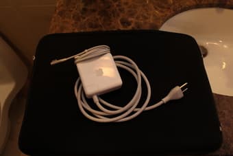 17'' Unibody MacBook Pro w/ Matte Screen and 1 TB Hard Drive - $1100 3
