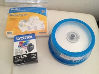 CD-RW disks + binder pockets 1