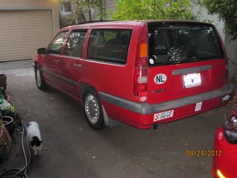 1994 Volvo 850 station wagon (in Menlo Park) 2