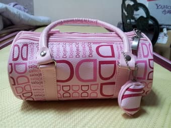 New pink cute purse for $10 O.B.O. 1