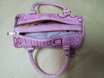 New pink cute purse for $10 O.B.O. 3