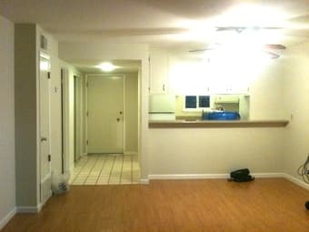 Available: Very bright, large 1 bd/1 bth. Menlo Park Close to Stanford 2