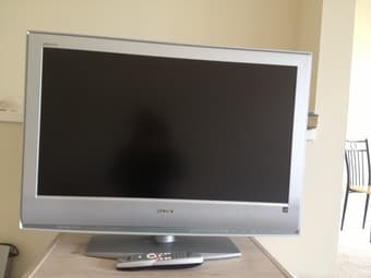 Sony Bravia 32" LCD HDTV, $220 1