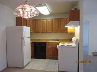 $1250 Furnished Room and Private Bath just 2 miles from Stanford 1