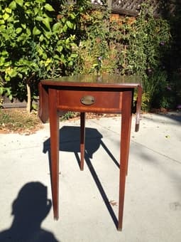 Antique table with folding leaves $100 2