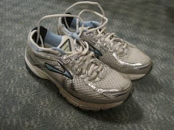WTT:  Women's Running Shoes (size 7) for any Minimalist Sneakers 1