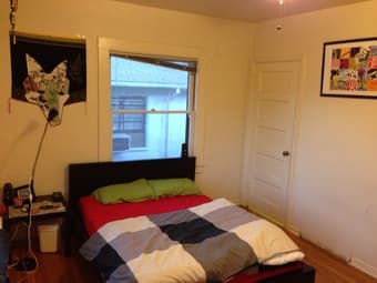 1 Dec-31 Jan,1300$/mn-1Rm, 3 blocks from Uni Ave,PA,10min from campus 2