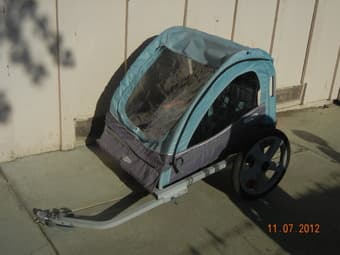 InStep Take 2 Double Bicycle Trailer $40 1