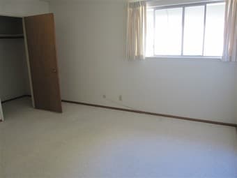 Menlo park 1100 master bedroom, Dec1-30 or 40/day 2