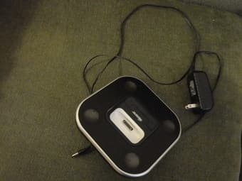 $5. Memorex ipod/iphone speaker dock 1