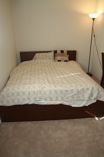$700 Furnished room Dec 7 - Jan 1 in 3 BR, 3B house 3