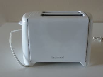 Continental Electric Toaster - 5$ 1