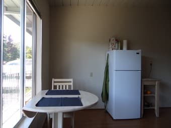 December sublet in downtown Menlo Park 2