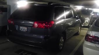 2006 Toyota Certified Sienna LE with Certified extra-warranted 3
