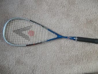 Titanium/graphite squash racket 1