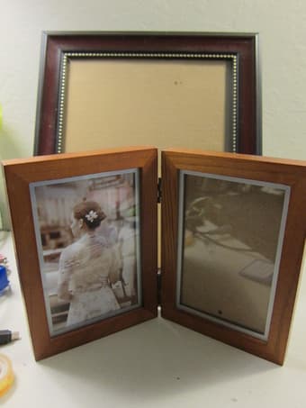 Moving sale: Picture Frame 4-by-6-Inch and 8-by-10-Inch 1