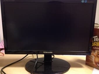 Samsung LCD Monitor for 100$ 1