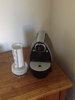 Selling Nespresso Essenza machine 1