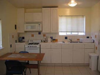 1 bdrm furnished Cottage RWC 5 miles to campus $1765 incl utilities 3