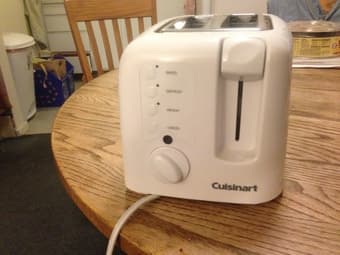 Cuisinart Toaster $15 1