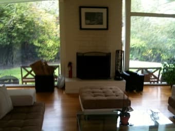 Room in House in Ladera with 4 girls and a dog available January 15th 2
