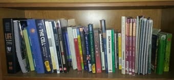 SELLING TEXTBOOKS: BIO41/42,CHINLANG,PHYS41,CS and more 1