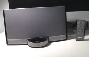 BOSE SoundDock Portable - Like New - GREAT DEAL 2
